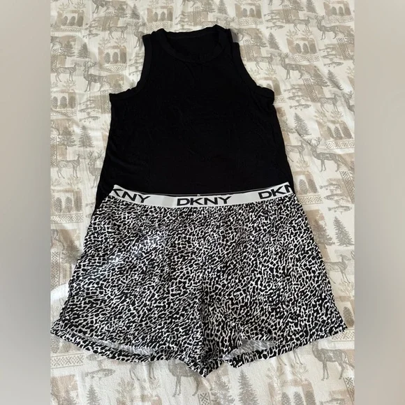 DKNY Women's 2 Piece Outfit Set Tank Top &Short (Black Animal Print)‎ Sz XL New - Picture 3 of 11